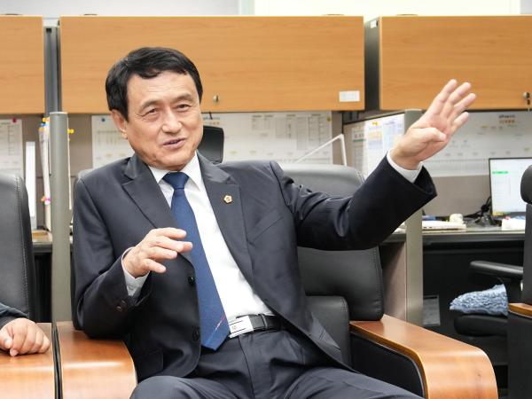 김희수 도의장 취임 100일 맞아 '소통과 책임, 신뢰' 강조 4