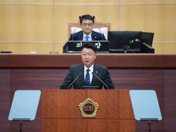 김동구 의원, 메가프로젝트 전북 반영 촉구 건의안 발의 2