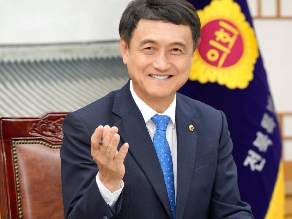 김희수 의장, 일문일답 “가고 싶은 의회, 살기 좋은 전북” 2