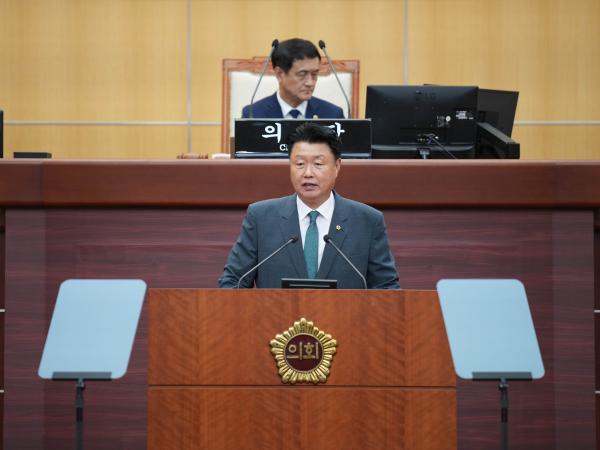 김동구 도의원, '새만금 남북 3축 도로 조기 건설' 예타 면제 촉구 2
