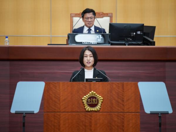 윤영숙 도의원, 전북교육 지속가능한 정책 마련 주문(도정질문) 2