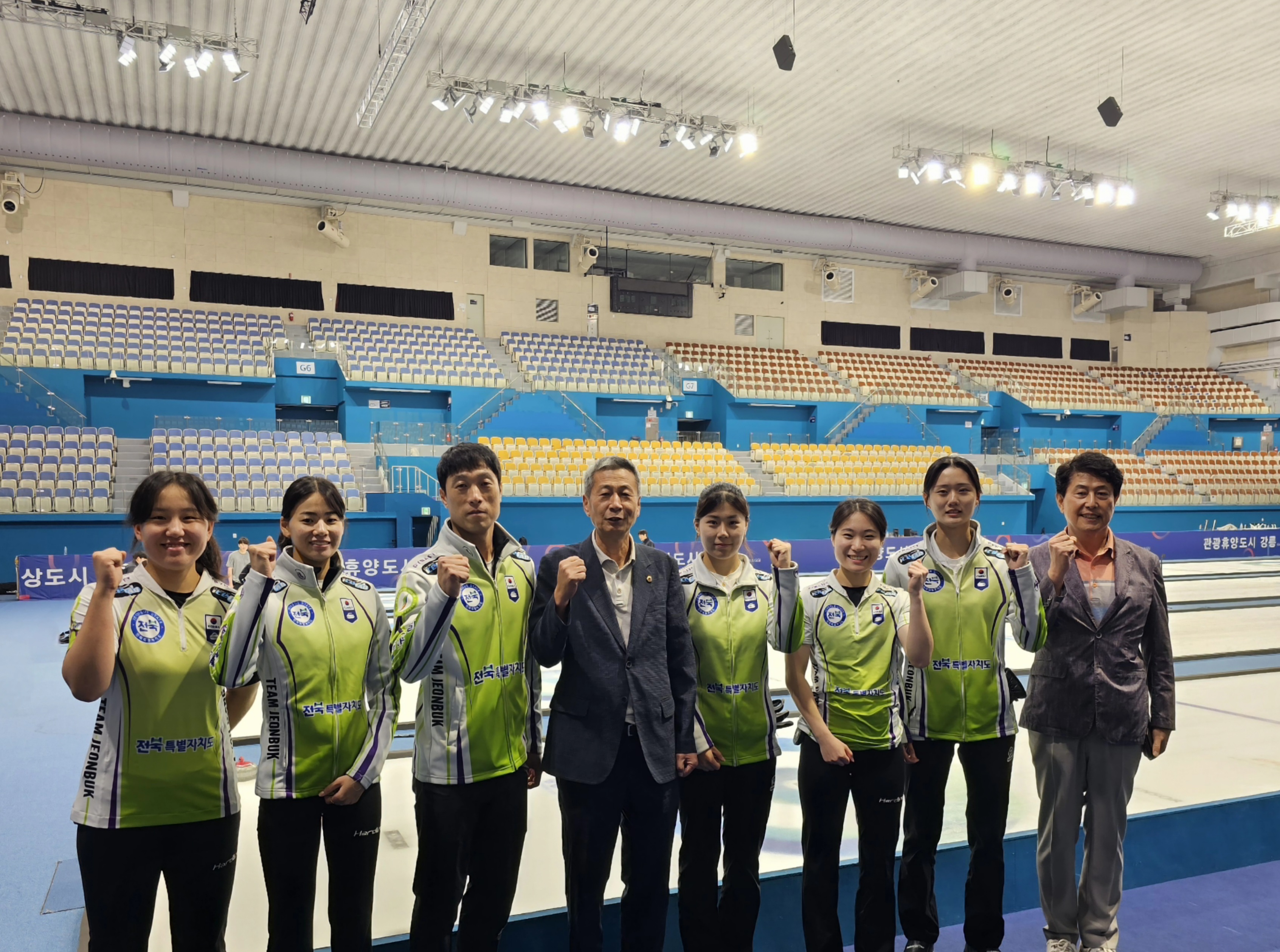 박정규 도의원,전북자치도 직장운동경기부 컬링팀 훈련장 격려방문 2