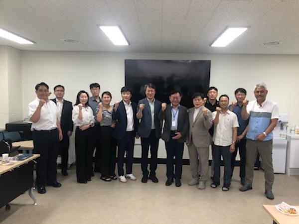 진형석 도의원, 전주근영중 학운위와 간담회 가져 2