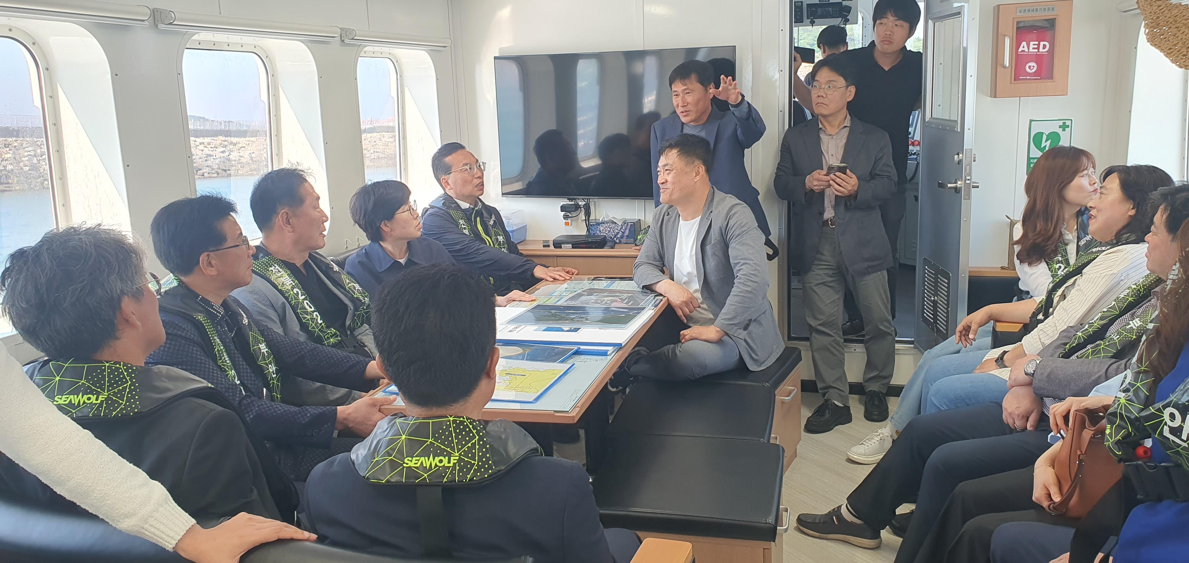 김정기 도의원, 크루즈관광상품 유치 대비 관계기관과 현장답사 2