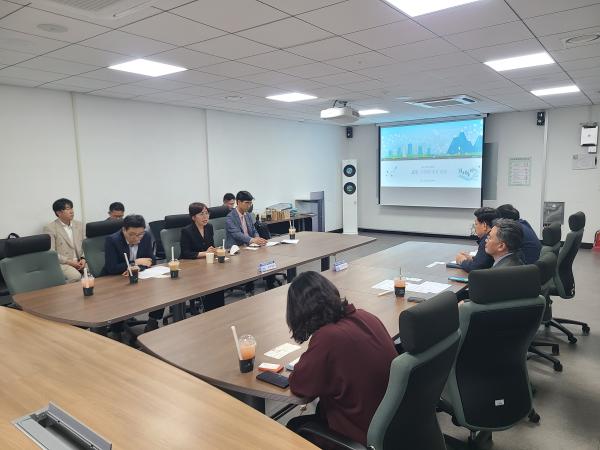 국주영은 의장,전북자치도 재원 확보방안 모색위해 제주 방문 2