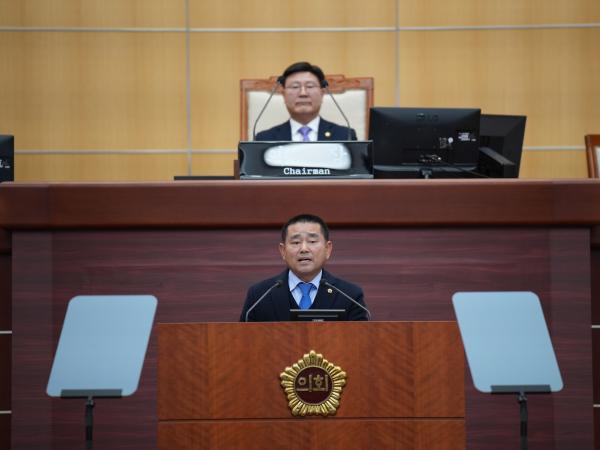 윤수봉 의원, 긴급현안질문 무산이라는 폭거에 강력 항의 2