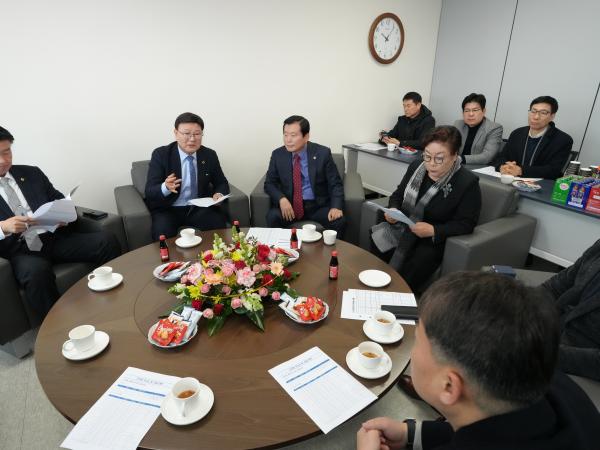 전북특별자치도의회, 군산항 안정적인 수심확보 대책 마련 촉구 2