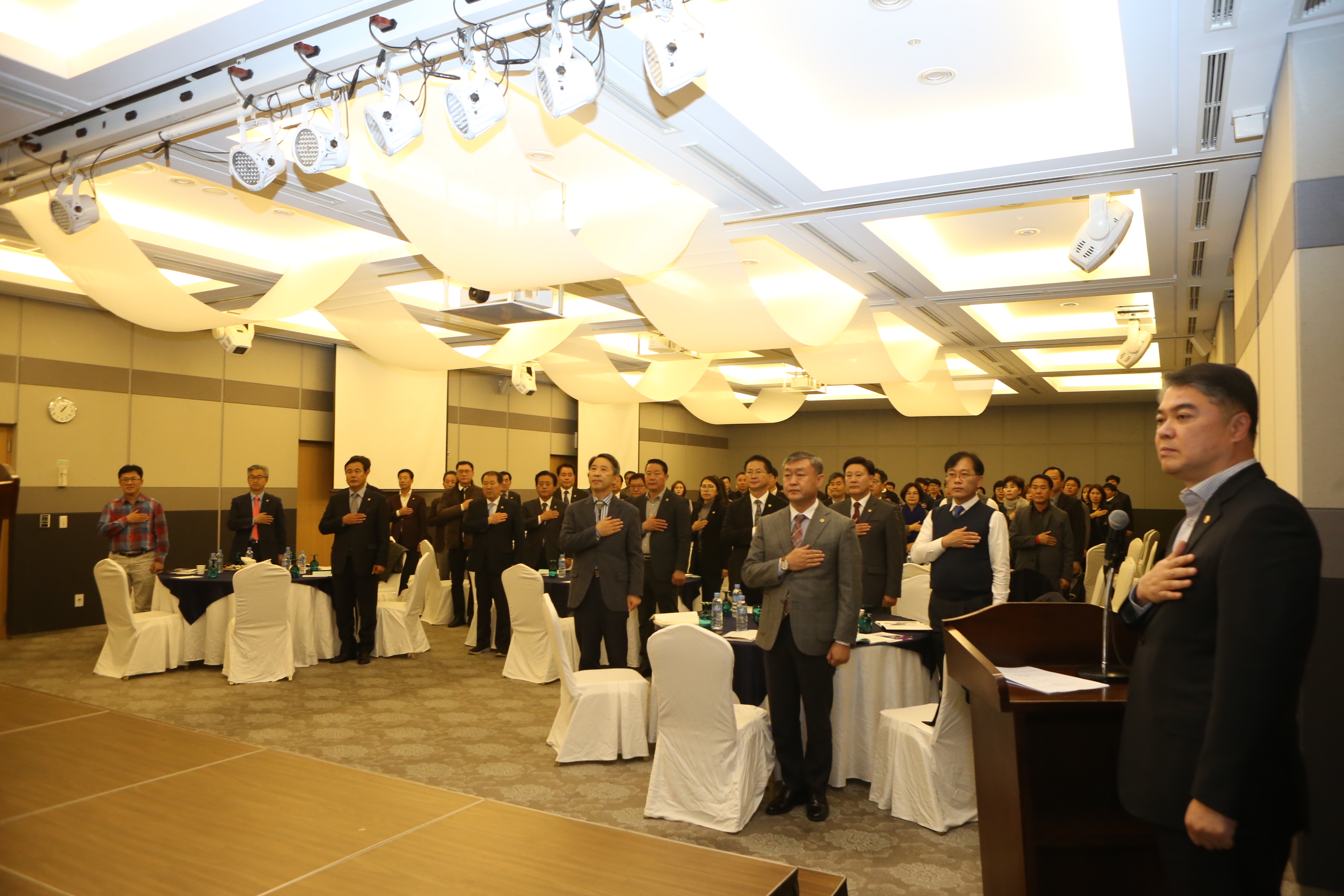 도민을 위해 일하는 역동적인 의회상 정립“다짐” 2