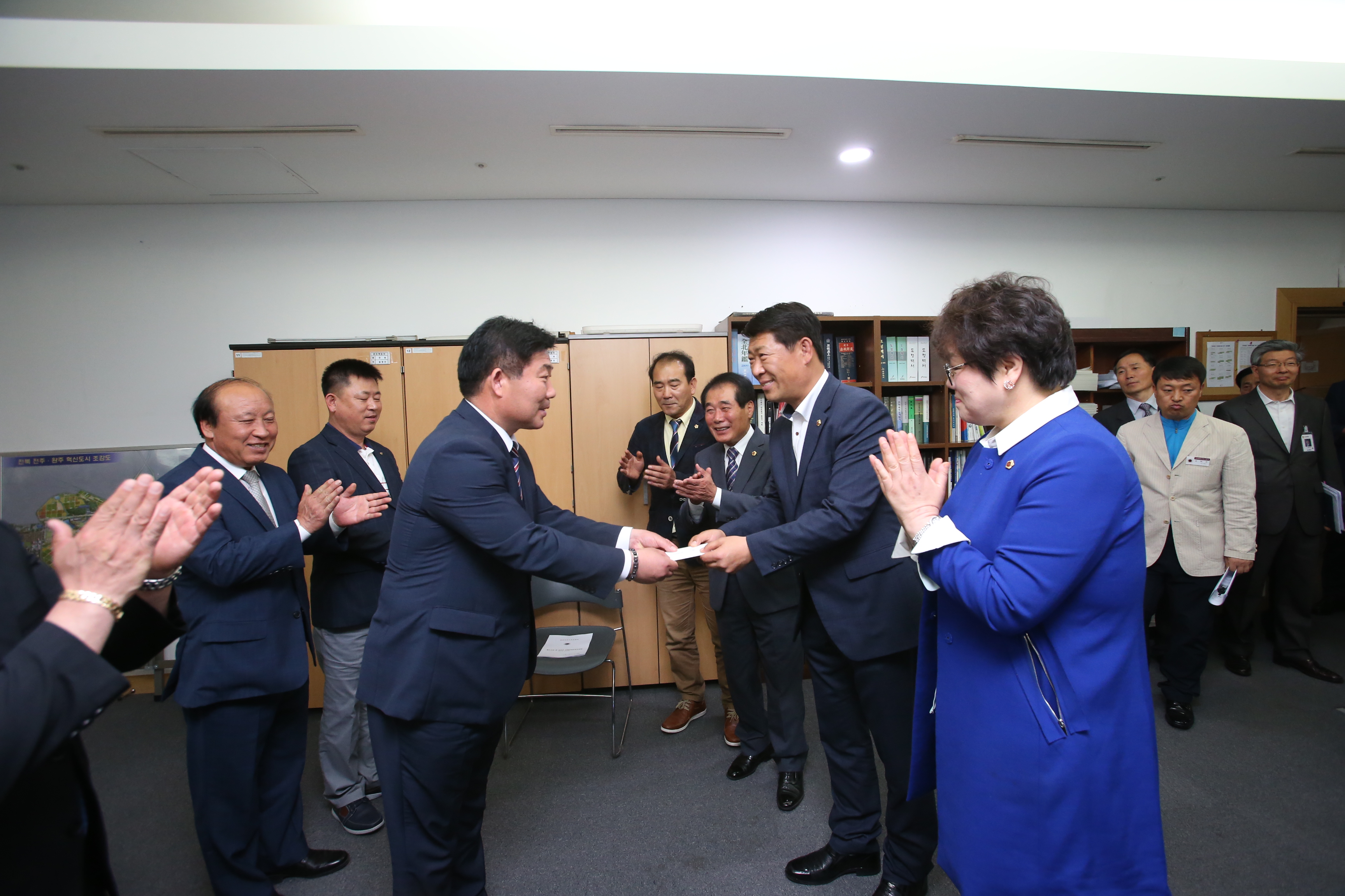 도의회 문건위, 전국소년체육대회 전북 선수단 선전 기원 2