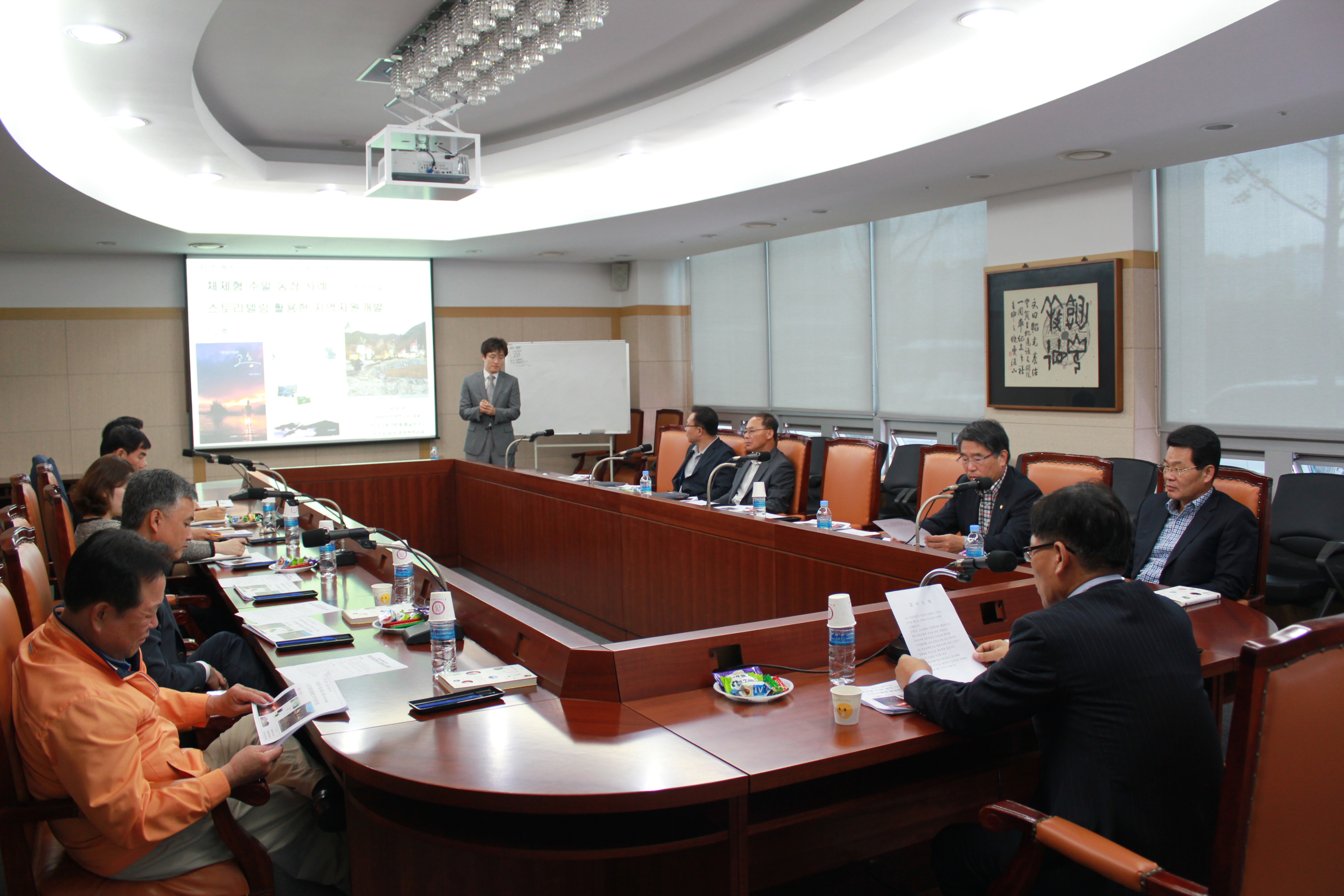 도의회,「명소마을만들기 연구회」현장활동 나선다. 2