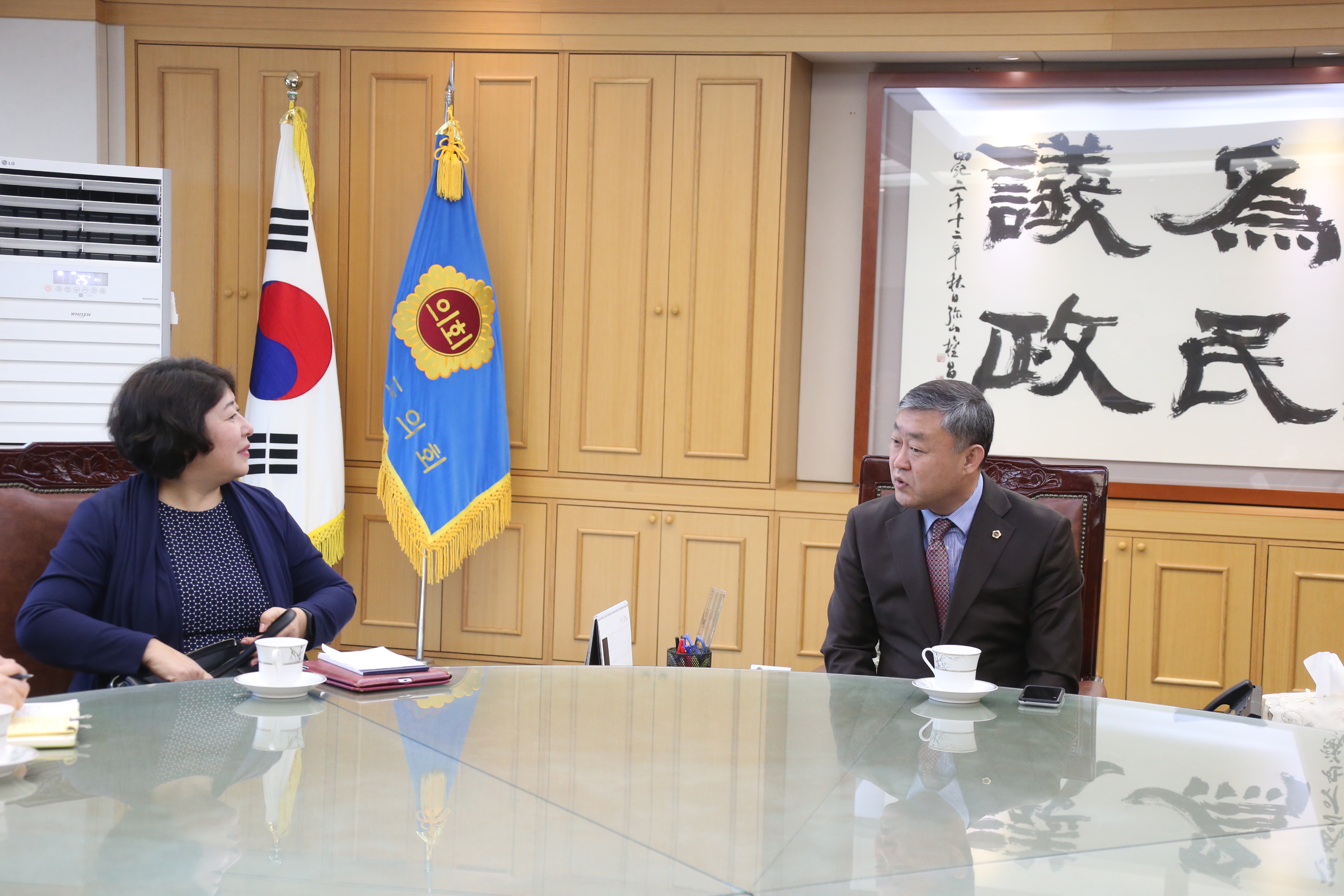 송성환 전라북도의회 의장, 주한 키르기스스탄대사 면담 2