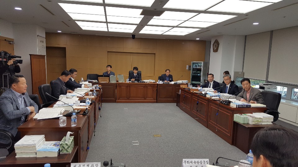 도의회 문건위, 민간위탁기관 행정사무감사 2