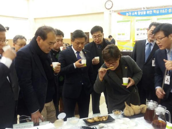 도의회 농경위, 전라북도농업기술원 현지 업무보고 청취 3