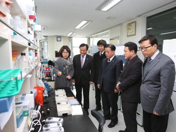 도의회 환경복지위원회, 도립 남원노인요양병원 현지의정활동 2