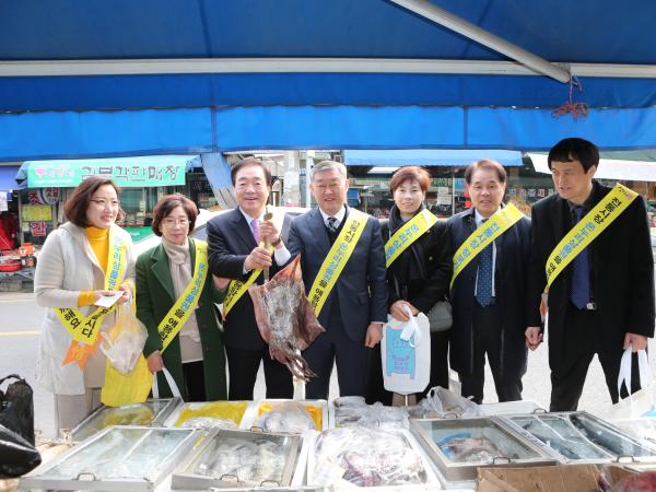 전북도의회, 전통시장 살리go! 지역경제 살리go 2