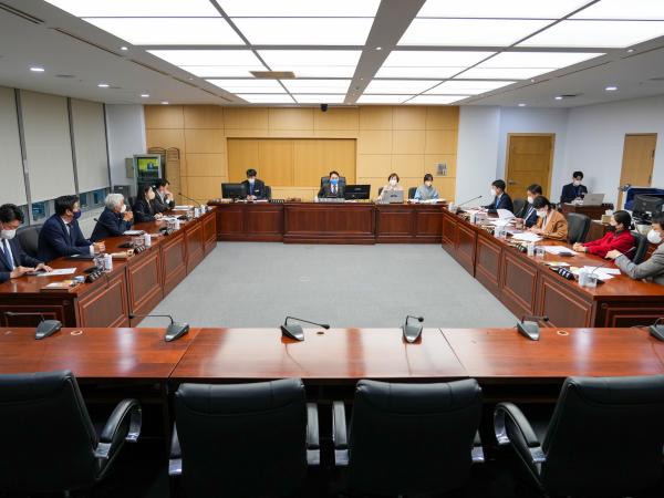 도의회 탄소중립특별위원회 본격 활동 돌입 2