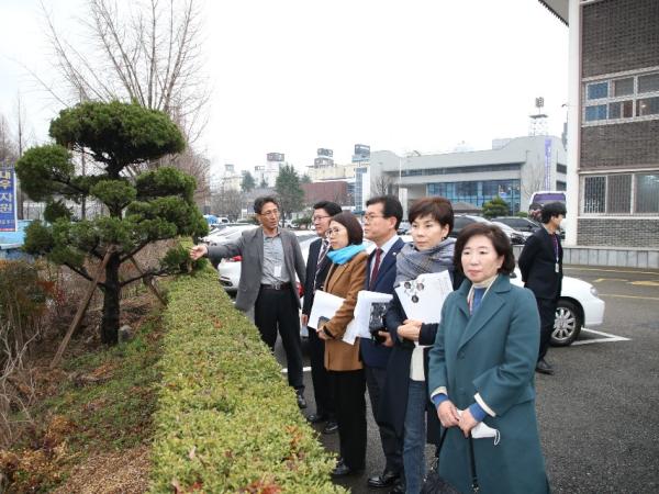 행정자치위원회, 전주·군산 지역 공유재산 대상지 점검 2