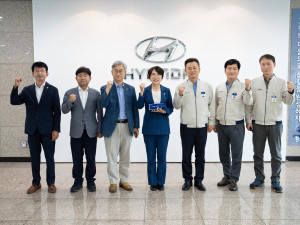 전북도의회, 도내 수소 상용차 산업 활성화 방안 모색 2