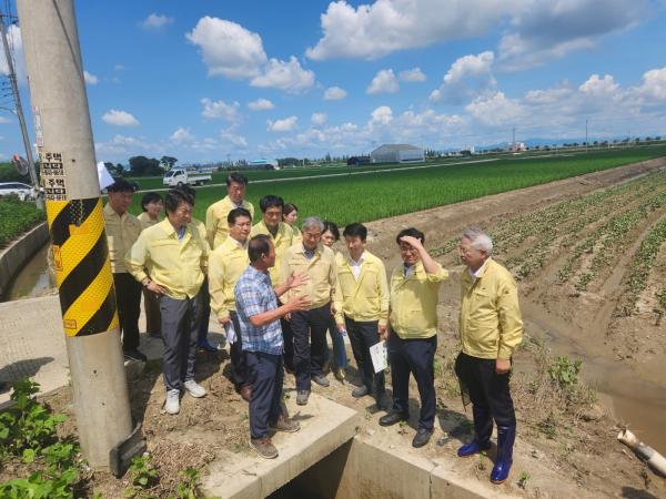 농산경위, 농작물 호우 피해 현장 장문 3