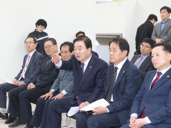 환경복지위원회, 어린이창의체험관 공사현장 방문 4