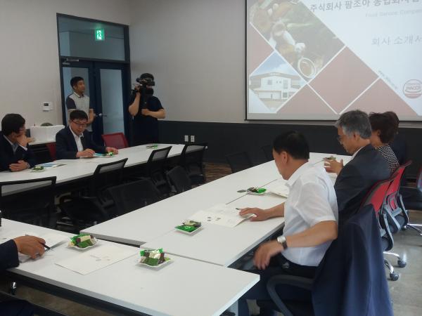 도의회 농경위, 농산물 유통.가공사업장 현장 점검(팜조아농업회사법인) 2