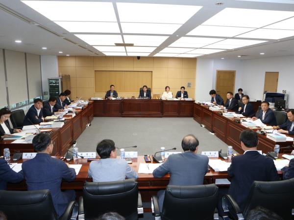 예산결산특별위원회 정책질의 2