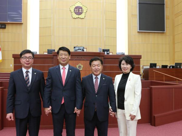 전북도의회 후반기 의장 양용모 의원 선출 3