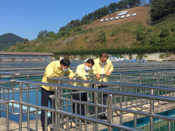 나기학 의원, 전주권 광역상수도 수돗물 안전성 확인 현장의정활동 3