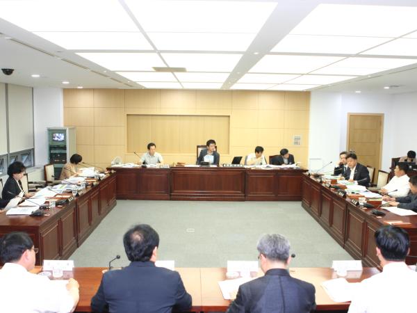 특위, 학교폭력 예방대책 및 연구과제 추진상황 중간점검 2