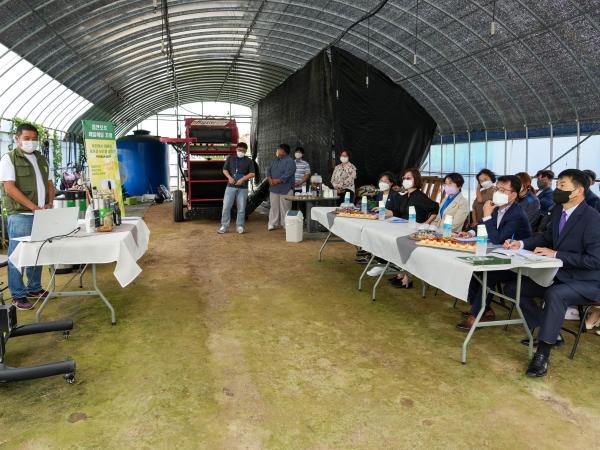 도의장, 신소득작물 재배 농민 만나 육성방안 논의 2