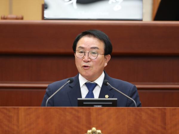 강태창 의원, 군산항 활성화 위한 특단의 조치 촉구 2