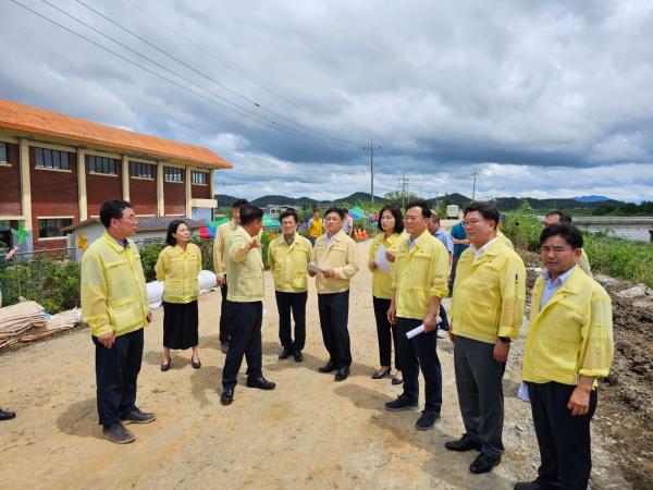 문건위, 익산과 군산 호우 피해 지역 긴급 현지의정활동 3