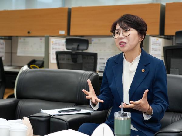 국주영은 도의장 취임 100일 인터뷰 자료 3