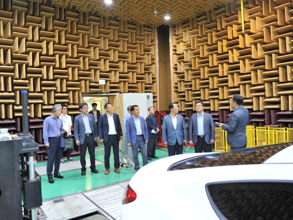 농산업경제위원회, 자동차융합기술원·국가식품클러스터 지원센터 방문, 현황 및 의견 청취 1