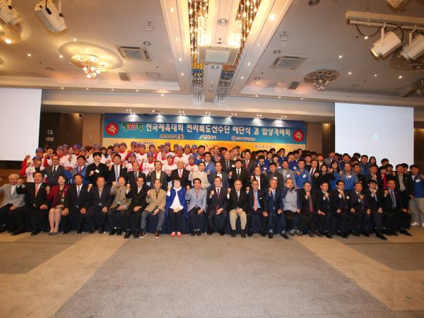 도의회 문화건설안전위, 제97회 전국체전 선수단 격려 3