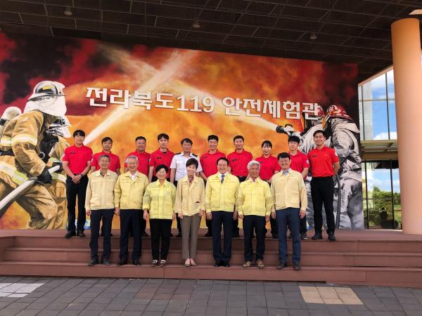 도민 위해 쉼 없이 달려온 도의회 행정자치위원회 2