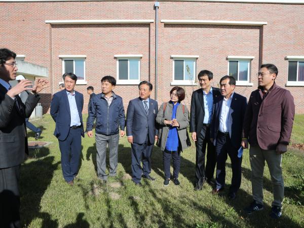 교육위, 적극적인 교육행정 요구 위해 동분서주 2