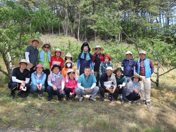 전북도의회 영농철 일손 돕기‘구슬땀’ 2