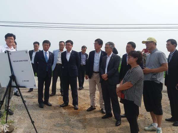 LMO 유채재배에 관한 재조사 소위원회 현장 점검 실시 2