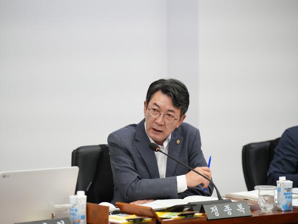 26.07.22. 제430회 임시회 기획행정위원회 업무보고 청취 및 추경안 심사 8