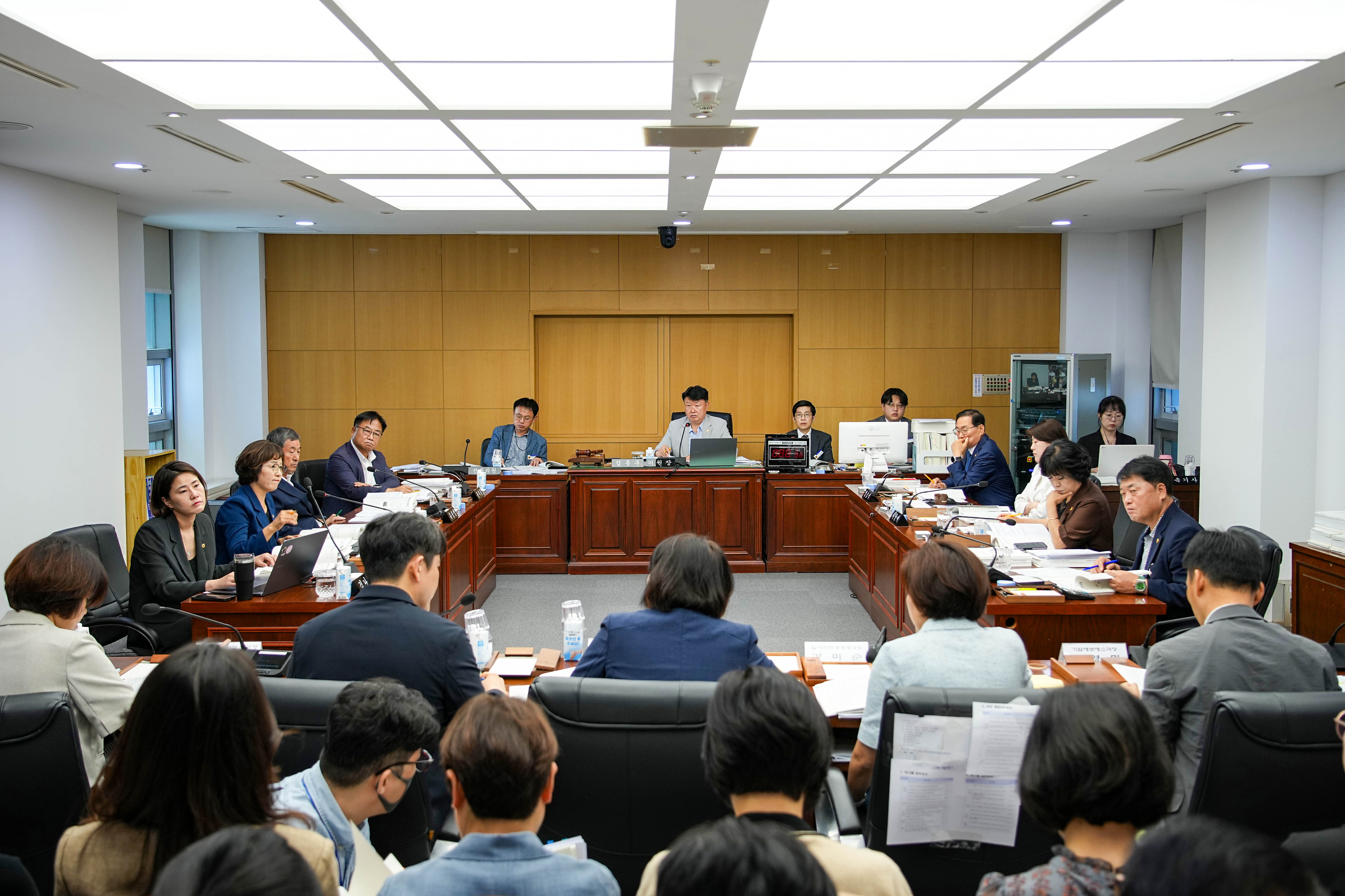 26.07.22. 제430회 임시회 경제산업건설위원회 업무보고 청취 8