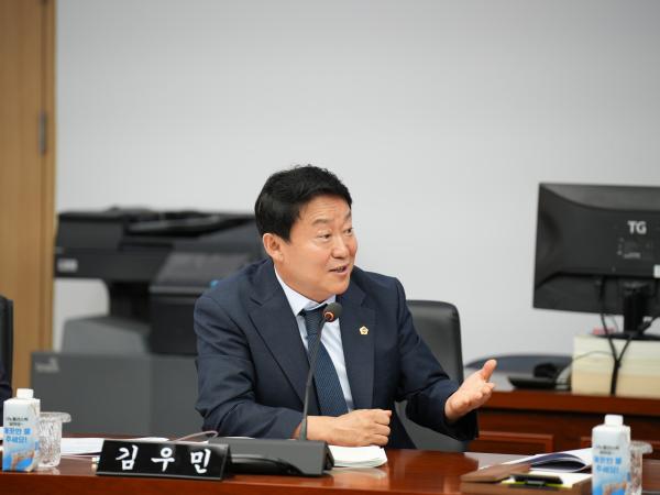 26.07.22. 제430회 임시회 교육위원회 업무보고 청취 및 추경안 심사 2