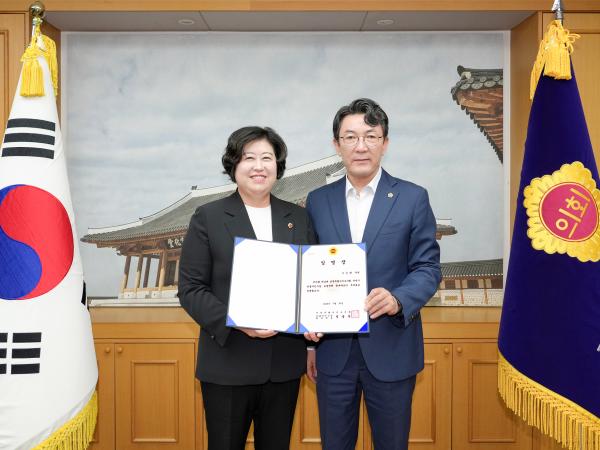 26.07.30. 12대 하반기 원내대표 감사패 증정식 및 13대 전반기 원내대표단 위촉식 7