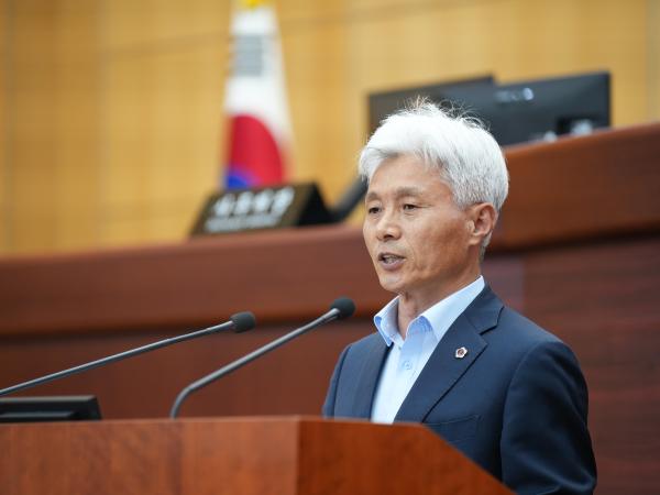 26.04.15. 제426회 도의회 임시회 제1차 본회의 3