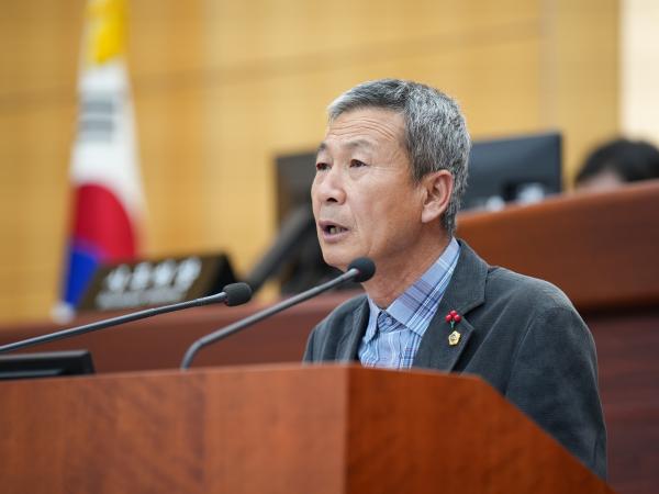 26.04.15. 제426회 도의회 임시회 제1차 본회의 3