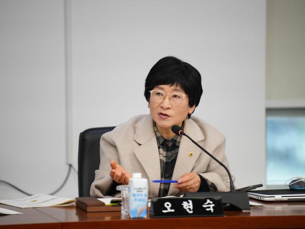 26.01.26. 제424회 임시회 의회운영위원회 상반기 업무보고 청취 2