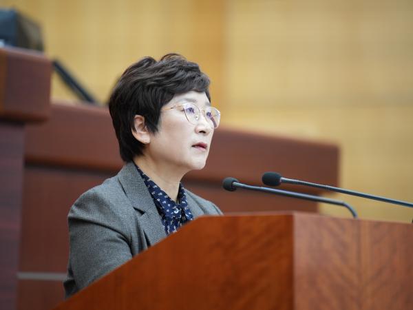 26.03.11. 제425회 도의회 임시회 제2차 본회의(도정질문) 3