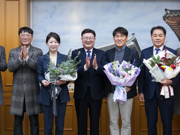 24.11.26. 도의회 출입기자단이 뽑은 2024 행정사무감사 우수 의원상 시상식 2