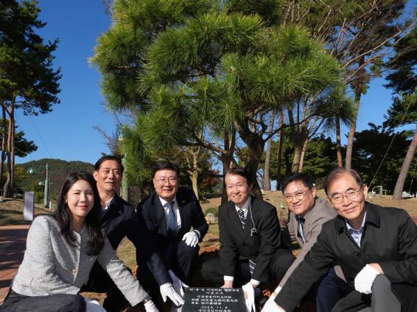 24.11.06. 한중일지방의회 협력 포럼 부안 청자방물관 방문 5