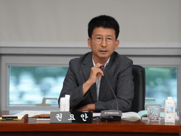 24.07.16. 제412회 도의회 임시회 의회운영위원회 하반기 업무보고 청취 6